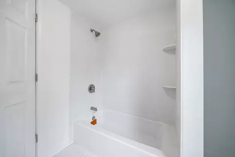 Bath - 3017 E 83 St, Chicago, IL 60617 photo 3 of 3