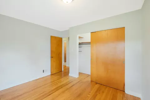 Bedroom - 1615 Evergreen St, Wheaton, IL 60187 photo 3 of 6