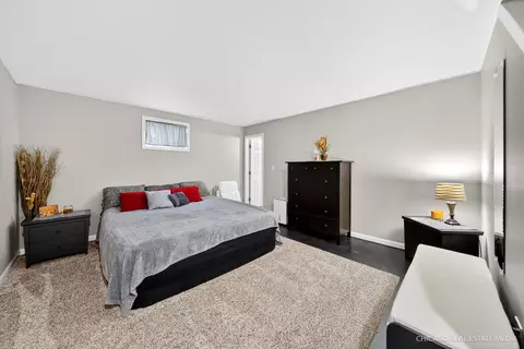 Bedroom - 2777 Colonial Dr, Elgin, IL 60124 photo 4 of 4
