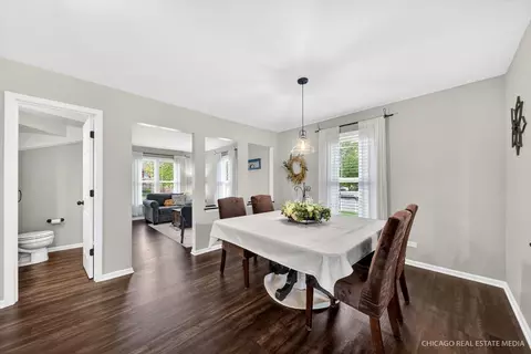 Dining - 2777 Colonial Dr, Elgin, IL 60124 photo 1 of 1