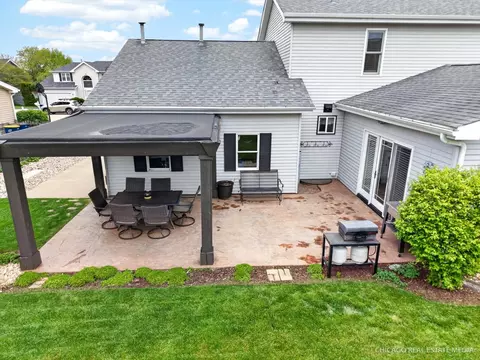 Other - 2777 Colonial Dr, Elgin, IL 60124 photo 6 of 11