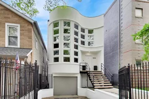 1301 N Bosworth Ave, Chicago, IL 60642