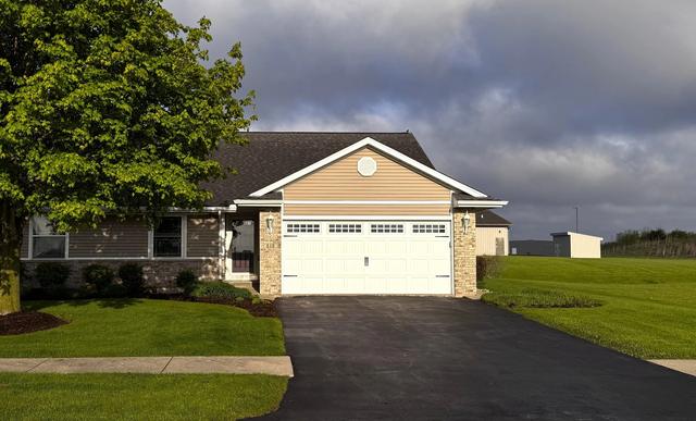 512 Thomas Ave #16B, Winnebago, IL 61088