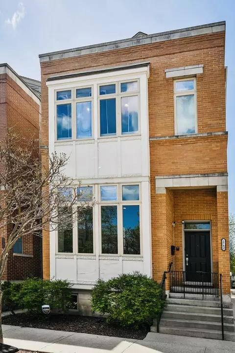 1742 N Bissell St, Chicago, IL 60614