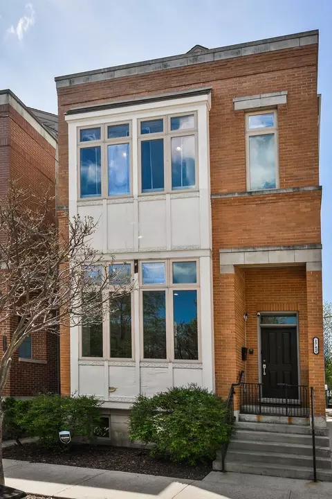 1742 N Bissell St, Chicago, IL 60614