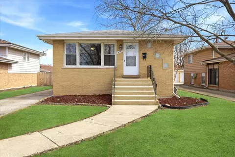 18003 Greenview Ter, Country Club Hills, IL 60478