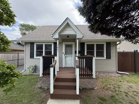 7841 45th Pl, Lyons, IL 60534