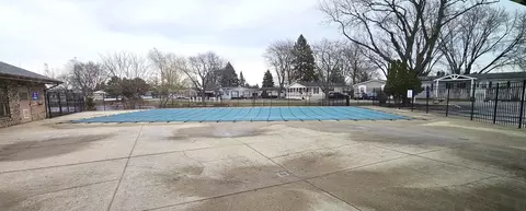 57 Curricle Rd, Wheeling, IL 60090 photo 21
