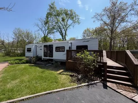 2795 E 28th Lot 622 Rd, Seneca, IL 61360