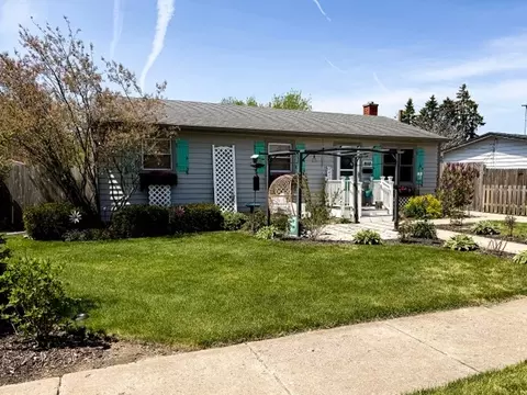 910 Shields Ave, Winthrop Harbor, IL 60096 photo 24