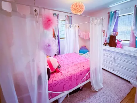 910 Shields Ave, Winthrop Harbor, IL 60096 photo 15