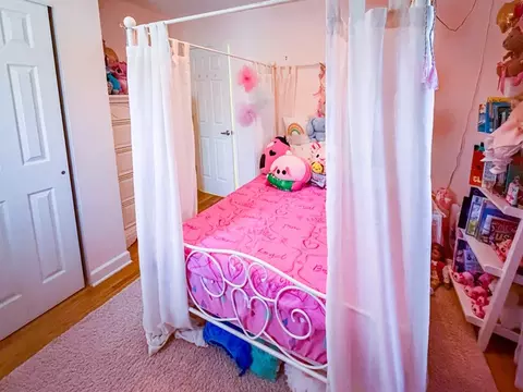 910 Shields Ave, Winthrop Harbor, IL 60096 photo 14