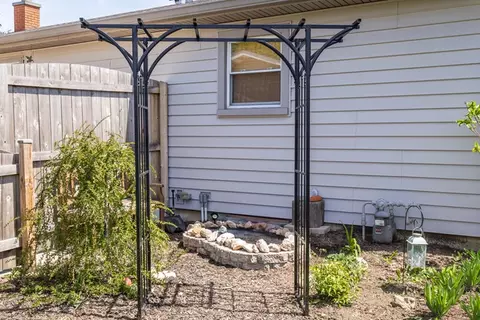 910 Shields Ave, Winthrop Harbor, IL 60096 photo 20