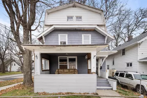 425 Albert Ave, Rockford, IL 61101