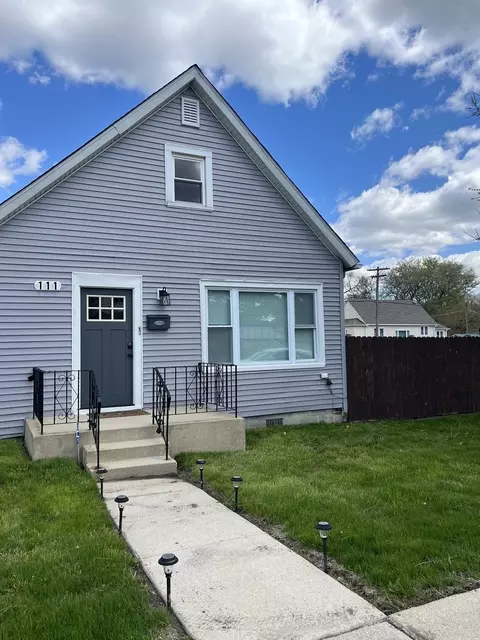 111 E 34th St, Steger, IL 60475
