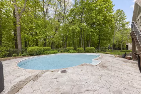 Exterior - 17004 Arbor Creek Dr, Plainfield, IL 60586 photo 4 of 7