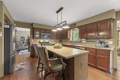 Kitchen - 17004 Arbor Creek Dr, Plainfield, IL 60586 photo 3 of 4