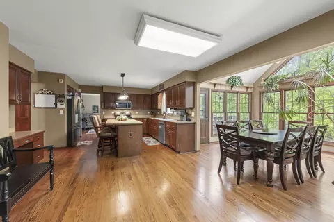 Kitchen - 17004 Arbor Creek Dr, Plainfield, IL 60586 photo 4 of 4
