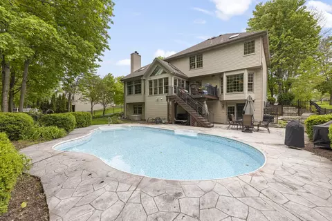 Exterior - 17004 Arbor Creek Dr, Plainfield, IL 60586 photo 2 of 7