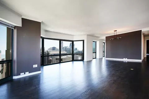 Living - 100 E Huron St #2903, Chicago, IL 60611 photo 3 of 7