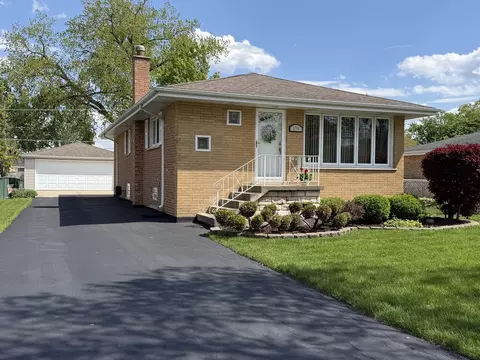 8759 Natoma Ave, Oak Lawn, IL 60453