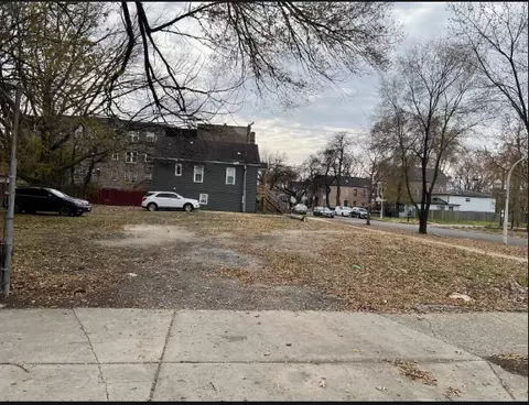 4023 W 16th St, Chicago, IL 60623