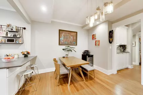 Dining - 710 Washington St, Evanston, IL 60202 photo 4 of 5