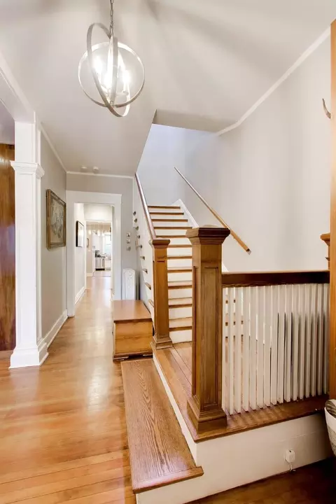 Entry Way - 710 Washington St, Evanston, IL 60202 photo 1 of 3