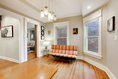 Dining - 710 Washington St, Evanston, IL 60202 photo 5 of 5