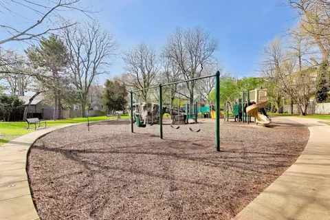 Other - 710 Washington St, Evanston, IL 60202 photo 6 of 7