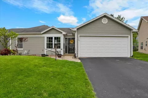 1846 Shetland Rd, Naperville, IL 60565