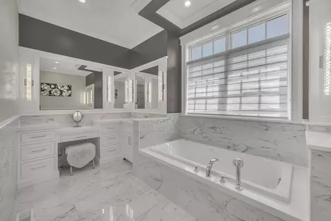 Bath - 3761 Wintergreen Ter, Algonquin, IL 60102 photo 1 of 7