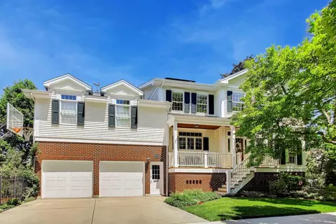418 S Na Wa Ta Ave, Mount Prospect, IL 60056