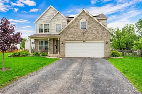 1900 Mayfield Ct, Romeoville, IL 60446