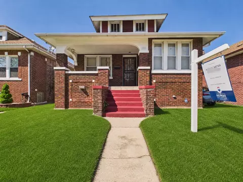 340 156th Pl, Calumet City, IL 60409