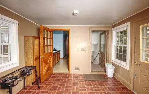 Entry Way - 9896 Lincoln Rd, Morrison, IL 61270 photo 1 of 2