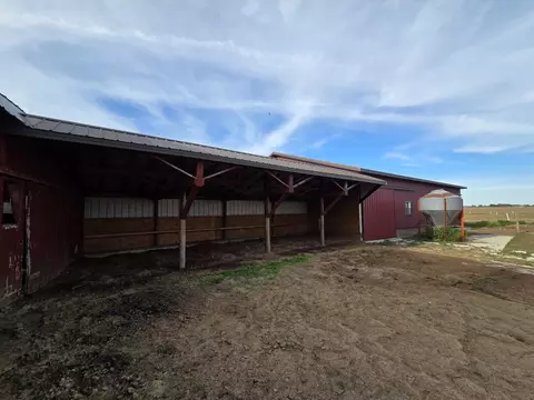 Exterior - 9896 Lincoln Rd, Morrison, IL 61270 photo 7 of 7
