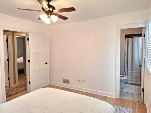 Bedroom - 227 Juneway Ter, Lake Bluff, IL 60044 photo 3 of 4