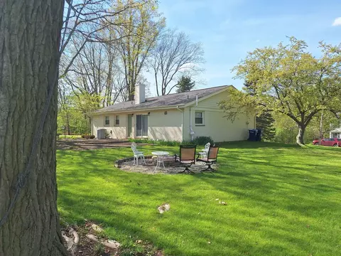 Exterior - 227 Juneway Ter, Lake Bluff, IL 60044 photo 6 of 6