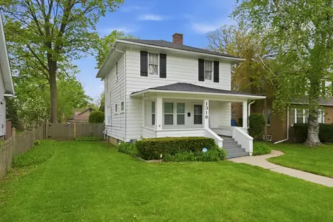 1318 N Jackson St, Waukegan, IL 60085