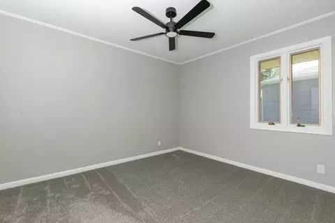 Bedroom - 2908 26th St, Moline, IL 61265 photo 4 of 6