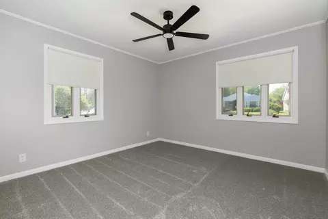 Bedroom - 2908 26th St, Moline, IL 61265 photo 5 of 6