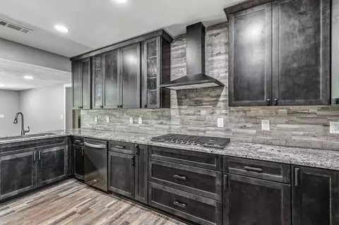 Kitchen - 2908 26th St, Moline, IL 61265 photo 1 of 6