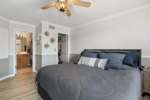 Bedroom - 3339 Cameron Dr, Elgin, IL 60124 photo 2 of 5