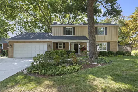 753 E Monterey Rd, Palatine, IL 60074