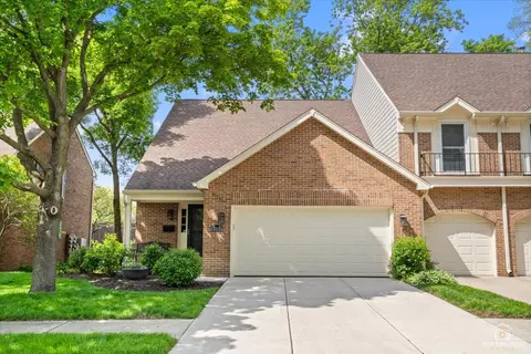 615 Windham Ln, Naperville, IL 60563