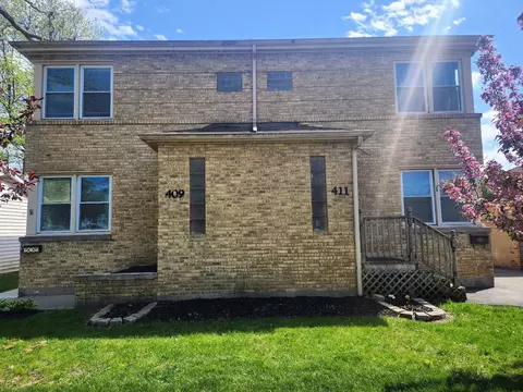 409-11 W Keith Ave, Waukegan, IL 60085