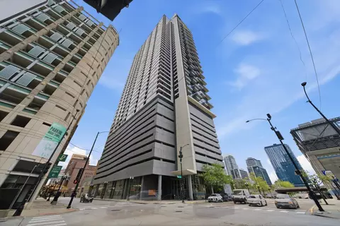 235 W Van Buren St #3814, Chicago, IL 60607
