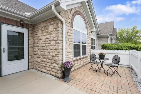 Exterior - 23916 W Dayfield Dr, Plainfield, IL 60586 photo 2 of 3