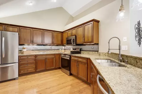 Kitchen - 23916 W Dayfield Dr, Plainfield, IL 60586 photo 2 of 3